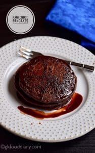 Ragi Chocolate Pancakes Recipe For Toddlers And Kids | Eggless Ragi ...